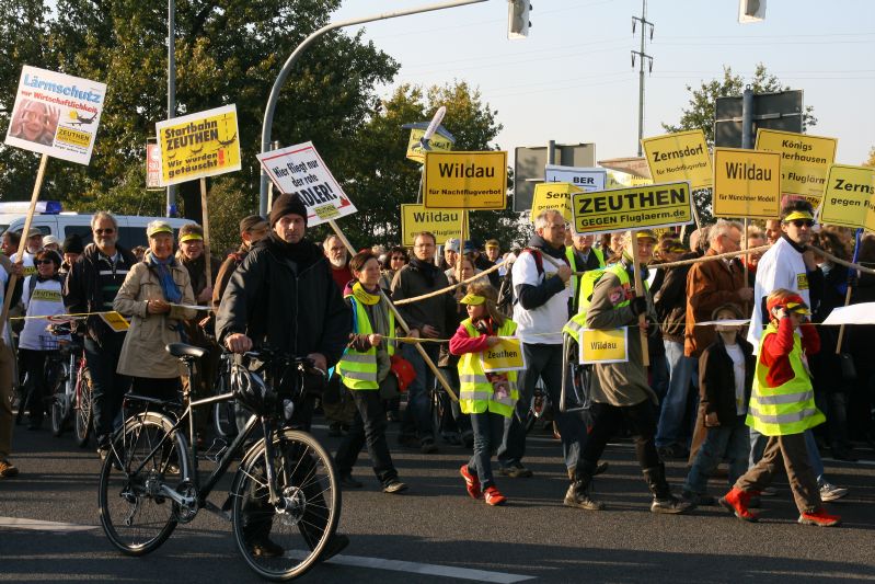 Nachtflugverbot fordern f�r die Zukunft von Schulzendorf Eichwalde Schm�ckwitz